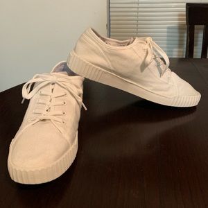Vince Off White Canvas Sneakers Size 9M